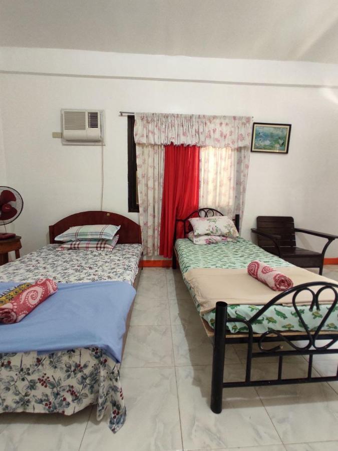 Riverside At Aninuan Accommodation And Food Puerto Galera Exterior photo