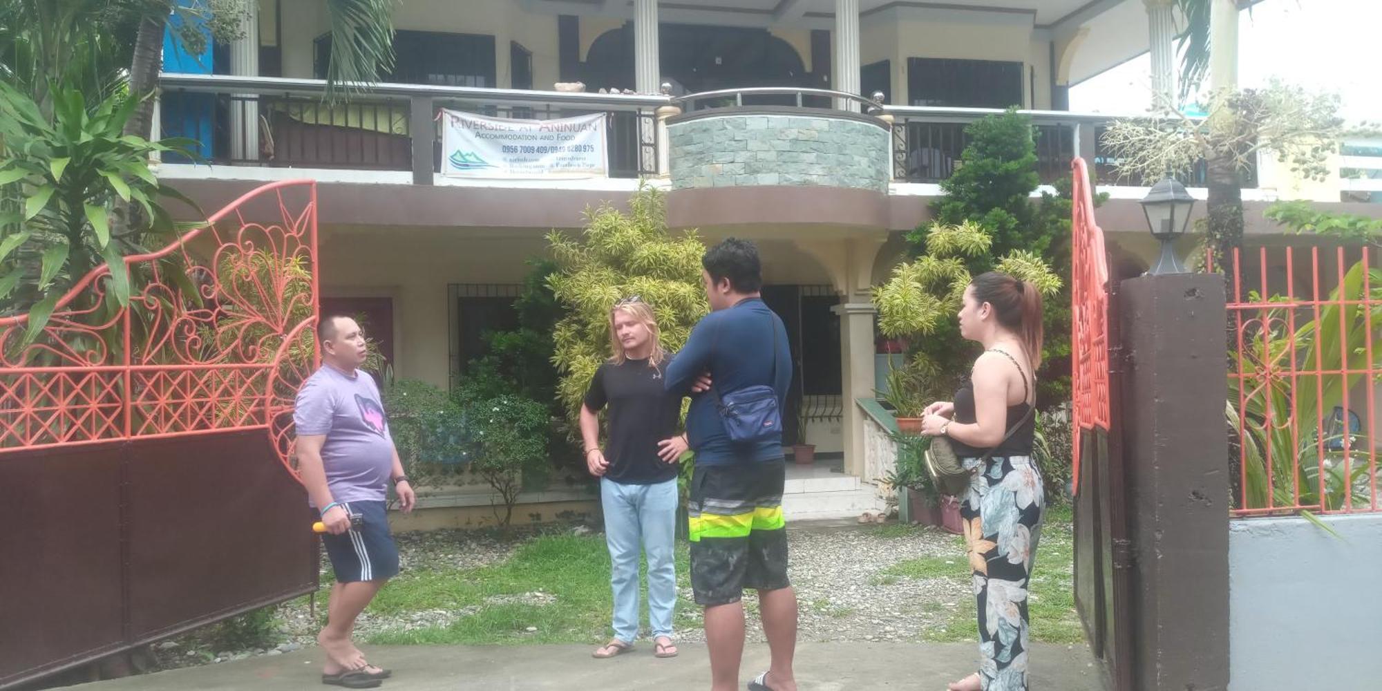 Riverside At Aninuan Accommodation And Food Puerto Galera Exterior photo