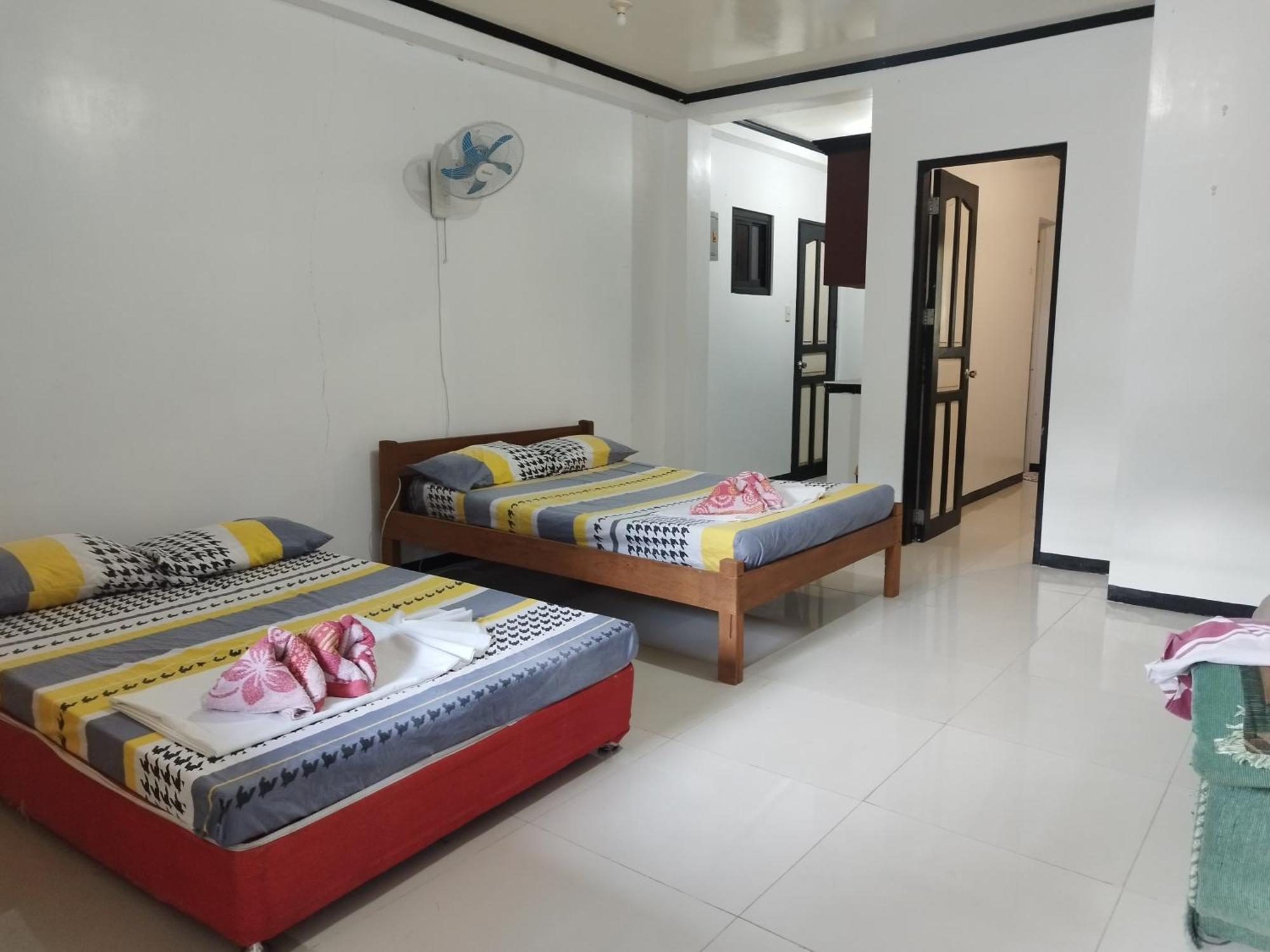 Riverside At Aninuan Accommodation And Food Puerto Galera Exterior photo